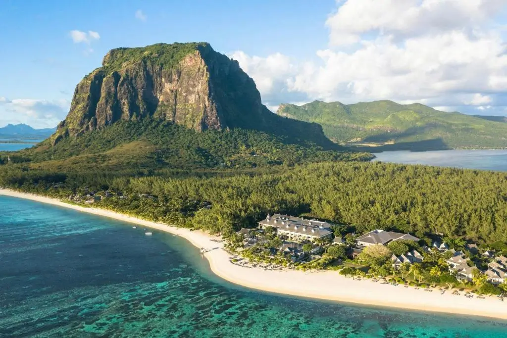 mauritius-st-regis-le-morne-resort-eskuvo1