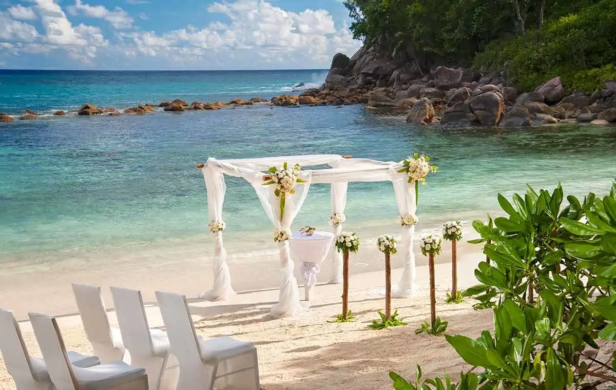 kulfoldi_eskuvo_seychelles_avani_1