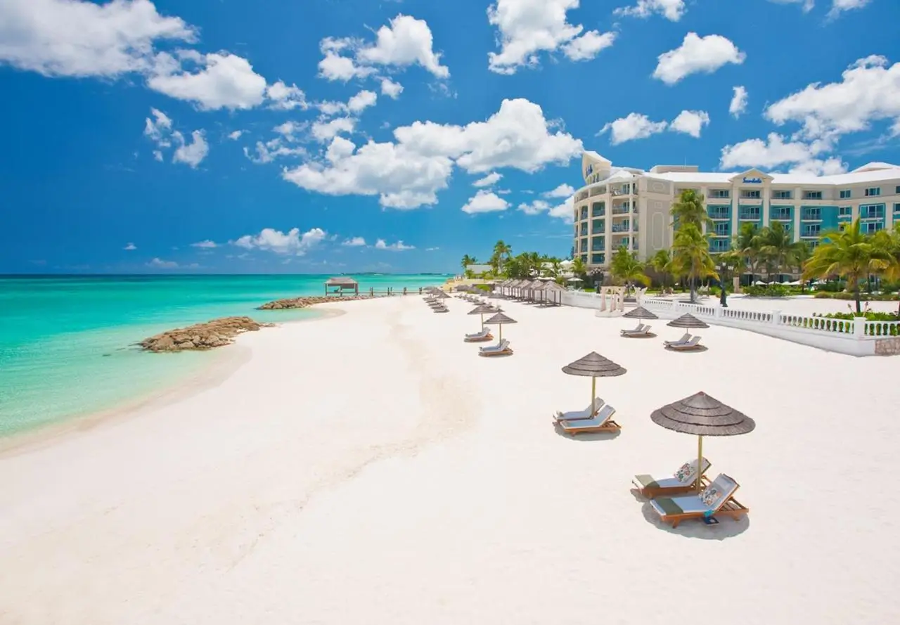 tengerparti_eskuvo_bahamak_sandals_4