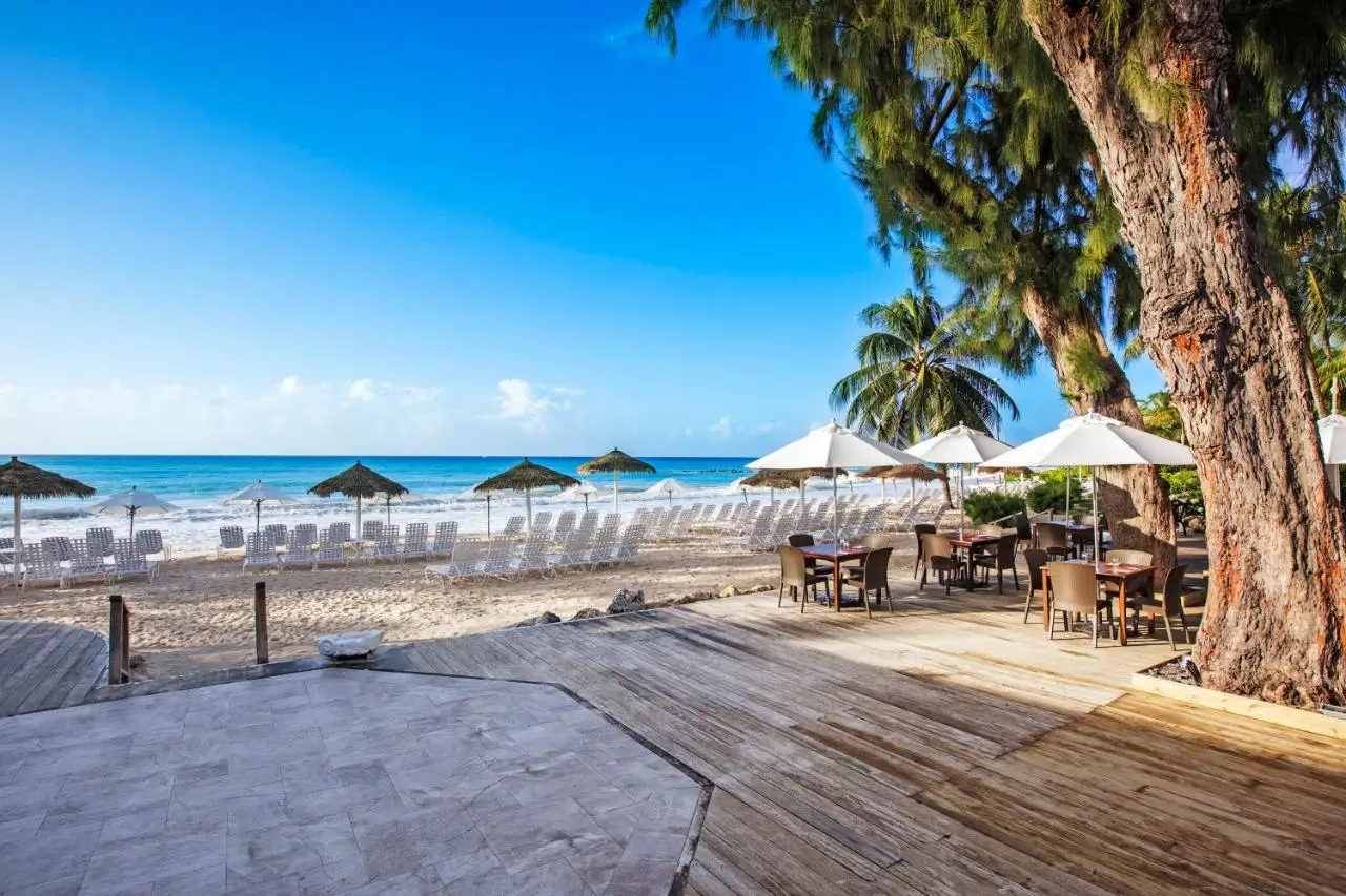 tengerparti_eskuvo_barbados_bougainvillea_8