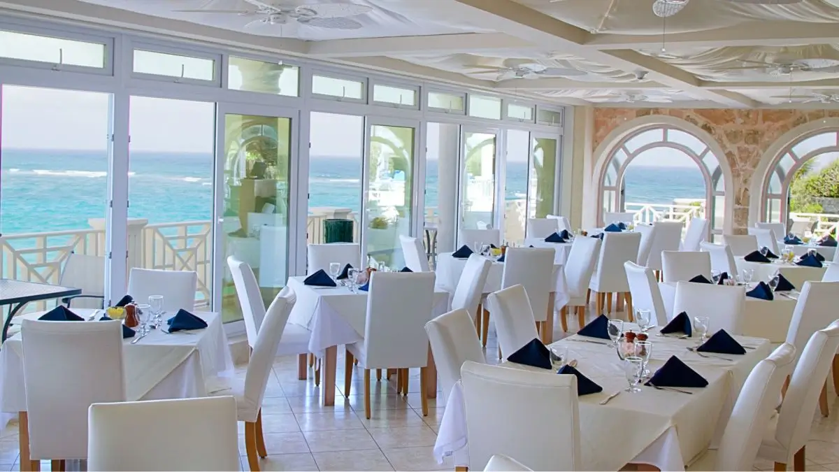 tengerparti_eskuvo_barbados_the_crane5