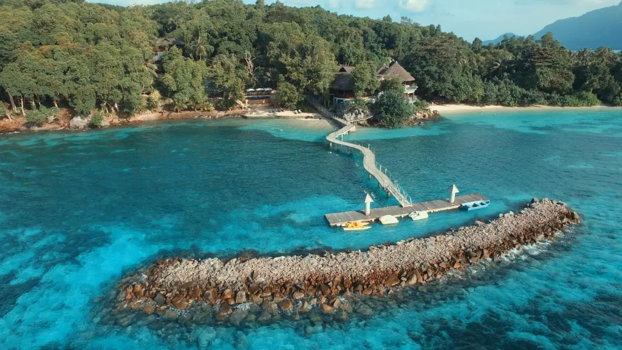 tengerparti_eskuvo_seychelles_cerf_5