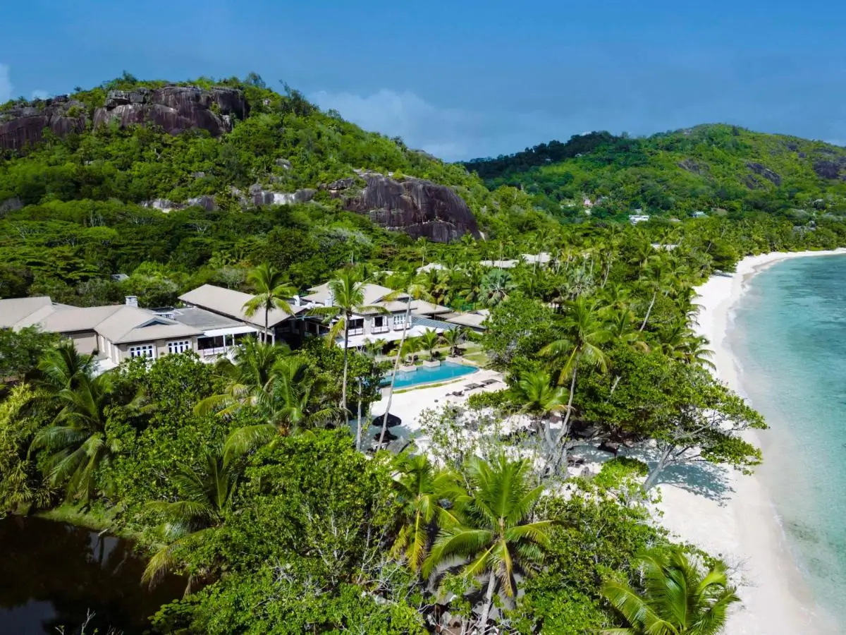 tengerparti_eskuvo_seychelles_kempinski_13
