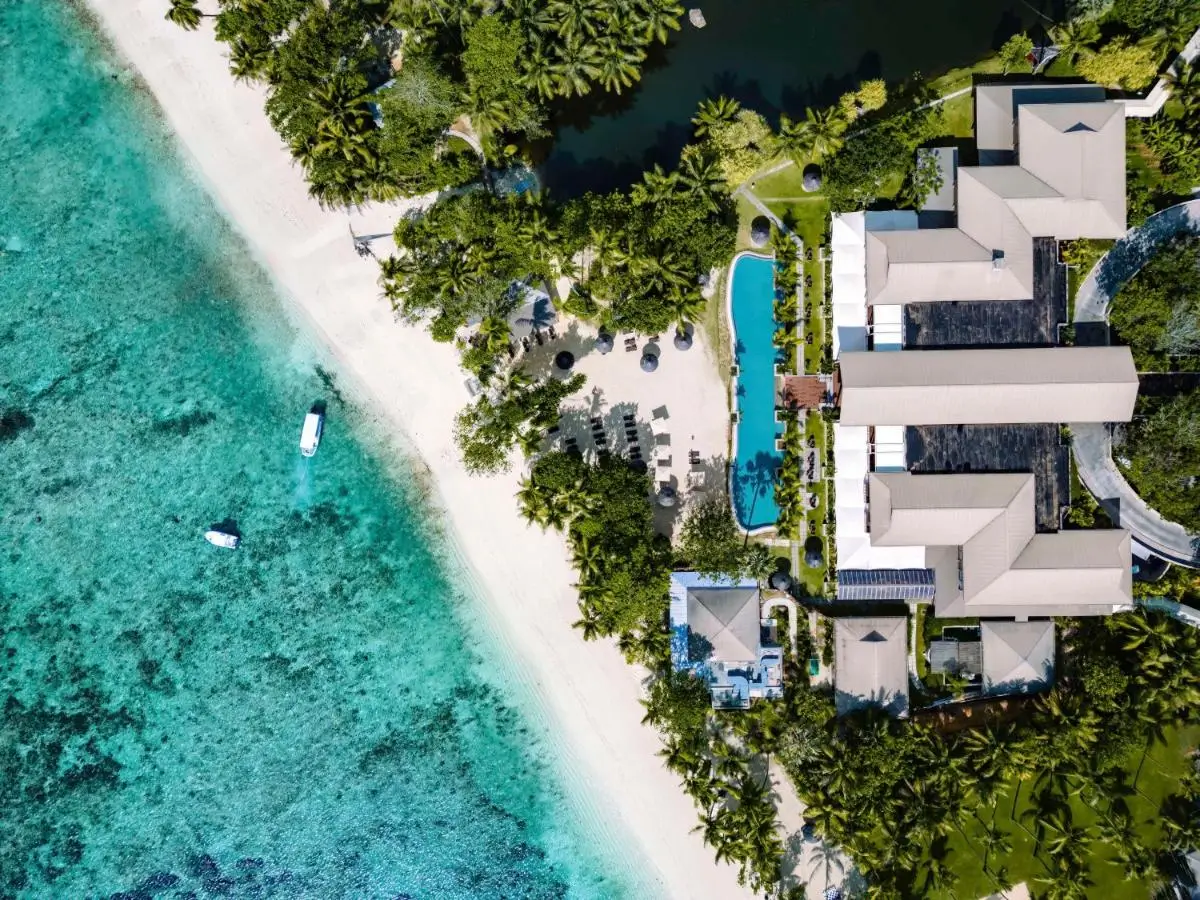 tengerparti_eskuvo_seychelles_kempinski_15