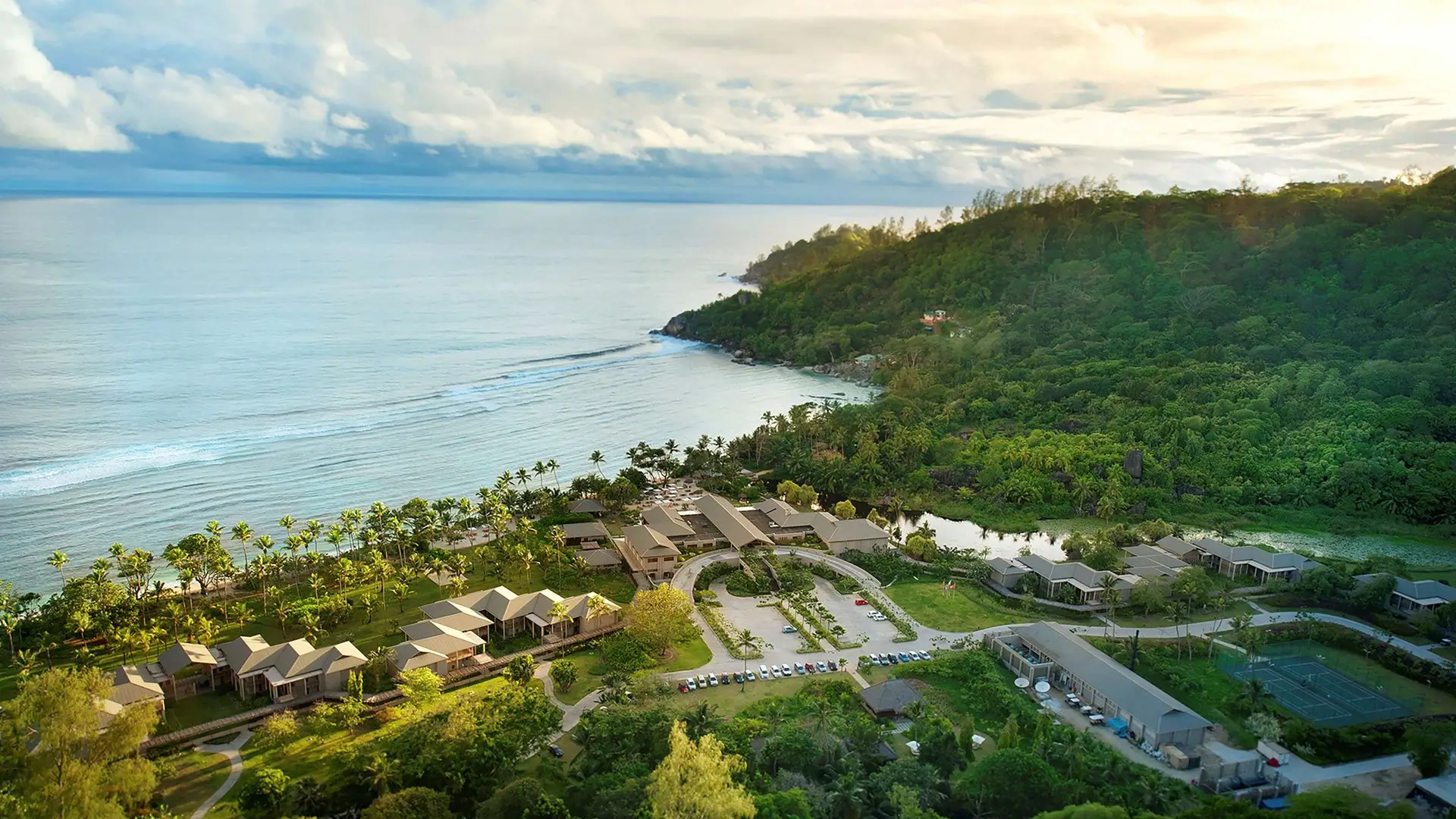 tengerparti_eskuvo_seychelles_kempinski_29