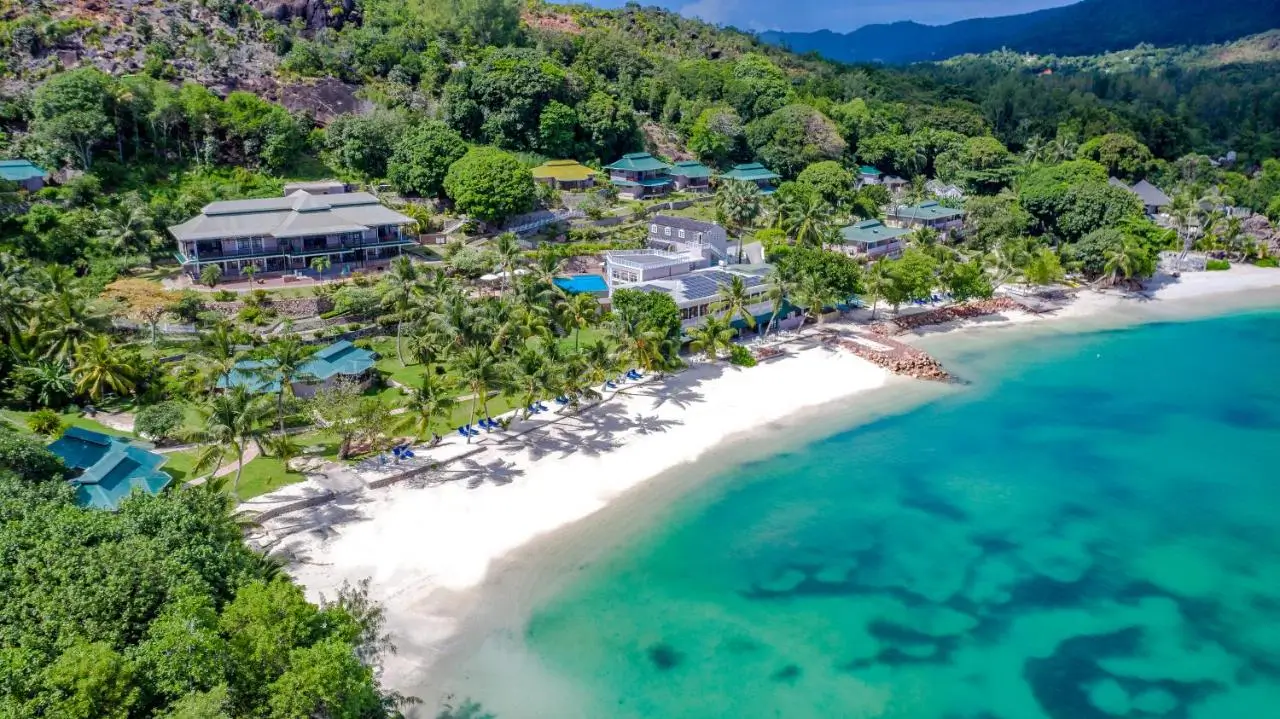 tengerparti_eskuvo_seychelles_larchina_8
