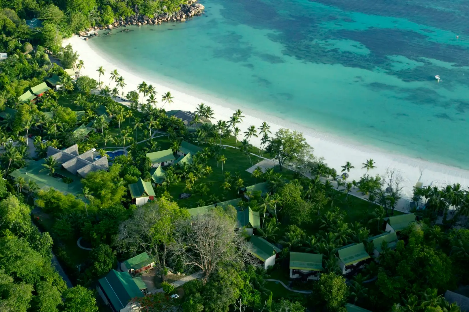 tengerparti_eskuvo_seychelles_paradise_1