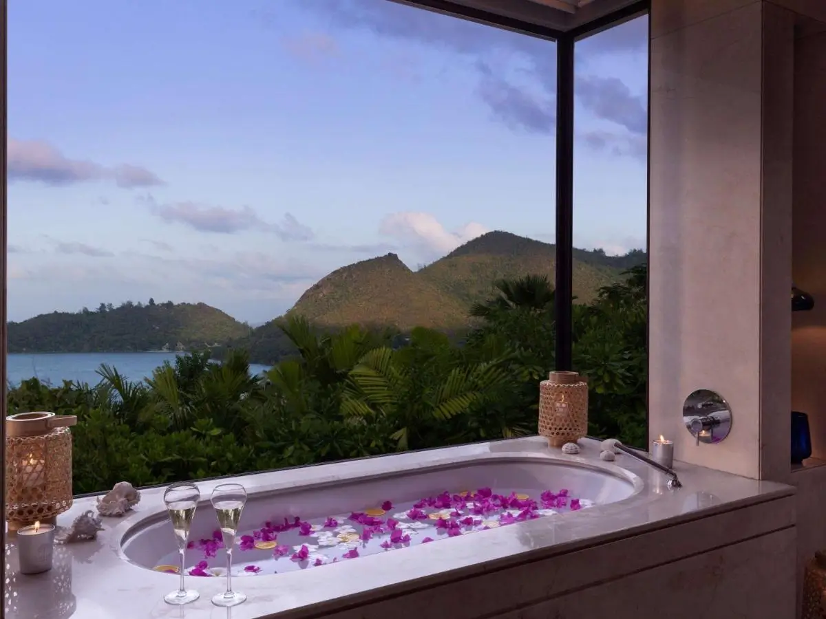 tengerparti_eskuvo_seychelles_raffles_15