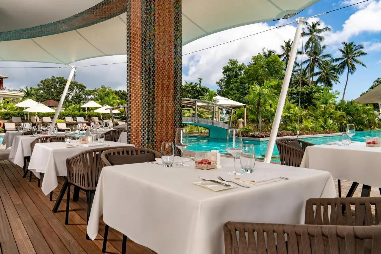 tengerparti_eskuvo_seychelles_savoy_4