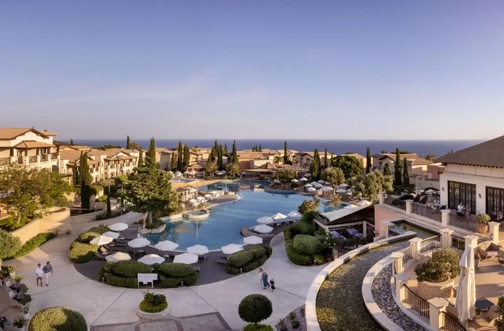 tengerparti_eskuvo_ciprus_aphrodite_hills_hotel_1