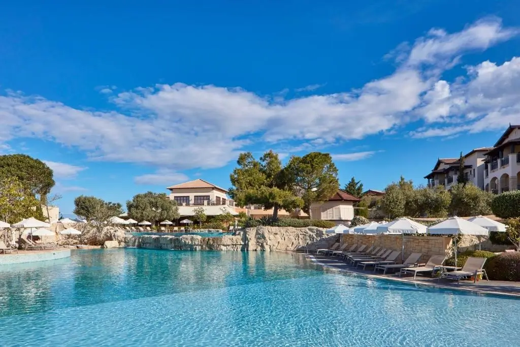 tengerparti_eskuvo_ciprus_aphrodite_hills_hotel_5